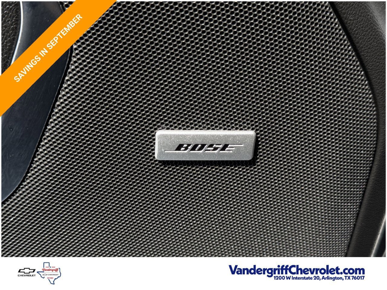 Used 2023 Chevrolet Suburban Premier AWD/4WD image 23