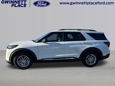 New 2025 Ford Explorer Active w/ Active Comfort Package image 31