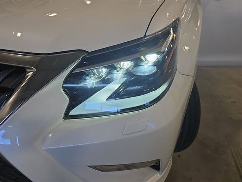 Used 2020 Lexus GX 460 Premium image 24