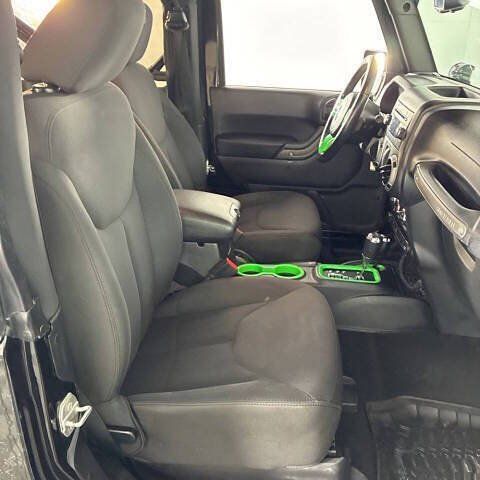 Used 2016 Jeep Wrangler Sport AWD/4WD image 22