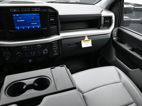 Used 2023 Ford F350 XL image 36
