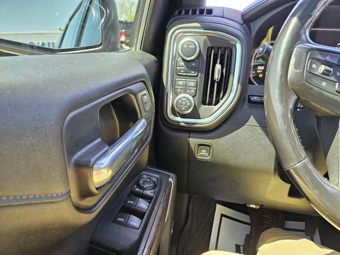 Used 2020 GMC Sierra 1500 Denali w/ Denali Carbonpro Edition AWD/4WD image 13