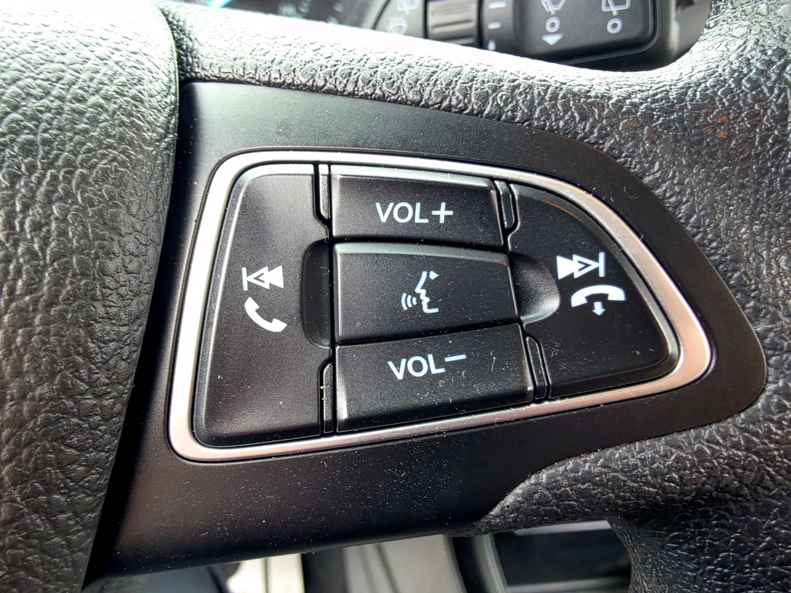 Used 2020 Ford EcoSport S FWD image 19