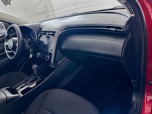 Certified 2022 Hyundai Tucson SE image 27