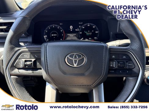 Used 2025 Toyota Tacoma TRD Off-Road AWD/4WD image 28