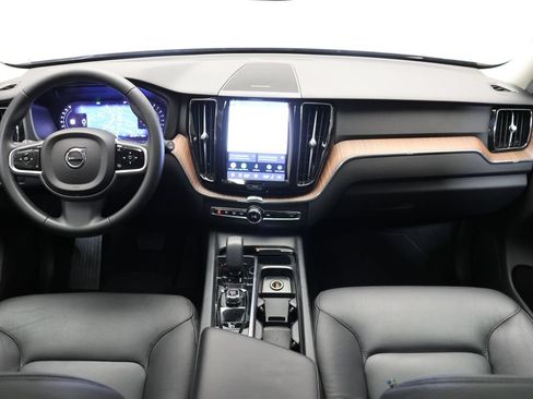 Used 2023 Volvo XC60 B5 Plus w/ Protection Package Premier AWD/4WD image 16