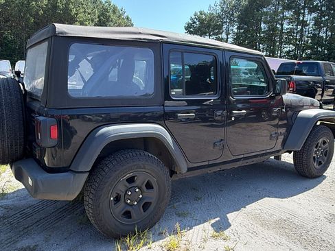 Used 2023 Jeep Wrangler Unlimited Sport AWD/4WD image 8