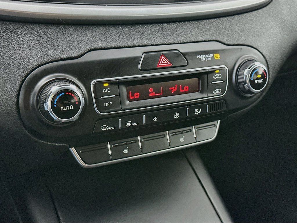 Used 2020 Kia Sorento LX w/ LX I4 Convenience Package AWD/4WD image 18