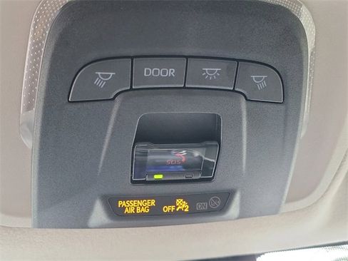 Used 2025 Toyota Corolla LE image 13