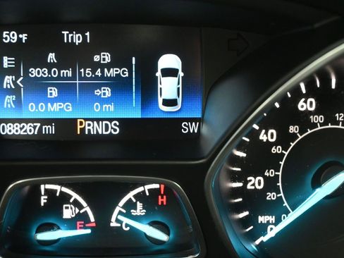 Used 2018 Ford Escape S image 16