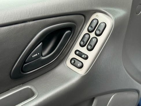 Used 2003 Ford Escape XLT image 13