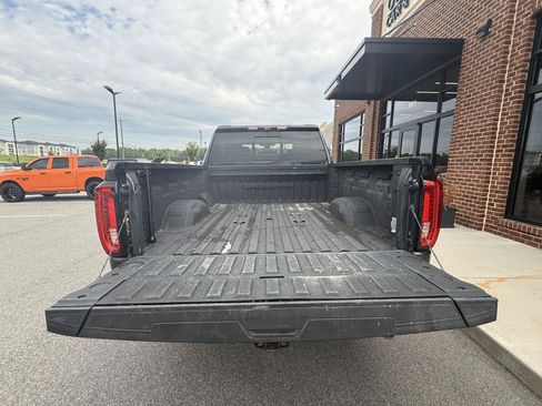 Used 2023 GMC Sierra 2500 Denali w/ Denali Ultimate Package AWD/4WD image 27