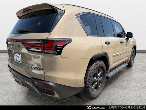 Used 2026 Lexus LX 700h Overtrail AWD/4WD image 3