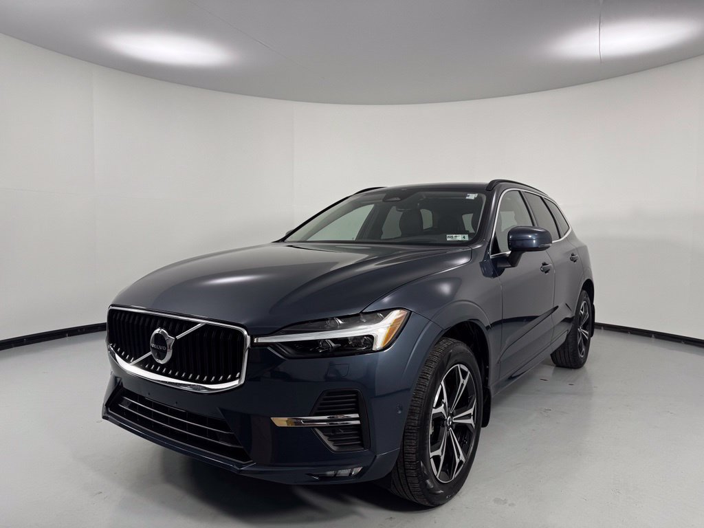Used 2022 Volvo XC60 B5 Momentum w/ Advanced Package AWD/4WD image 3