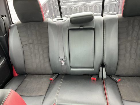 Used 2016 RAM 1500 Rebel AWD/4WD image 40