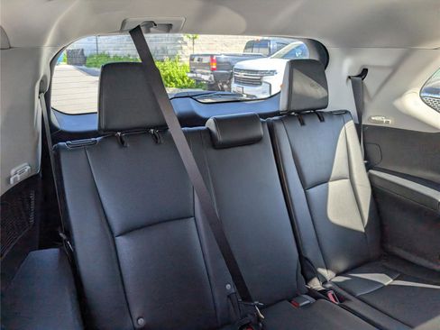 Used 2024 Toyota Grand Highlander AWD image 13
