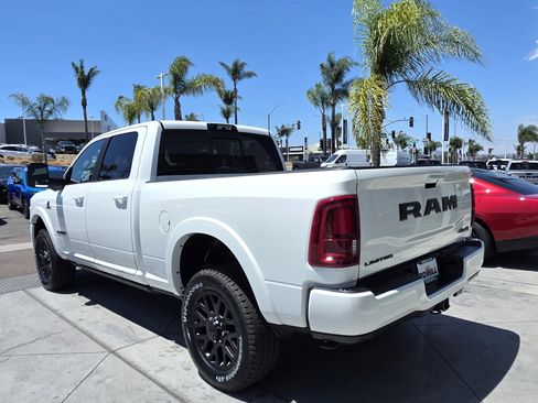 New 2026 RAM 2500 Limited AWD/4WD image 3