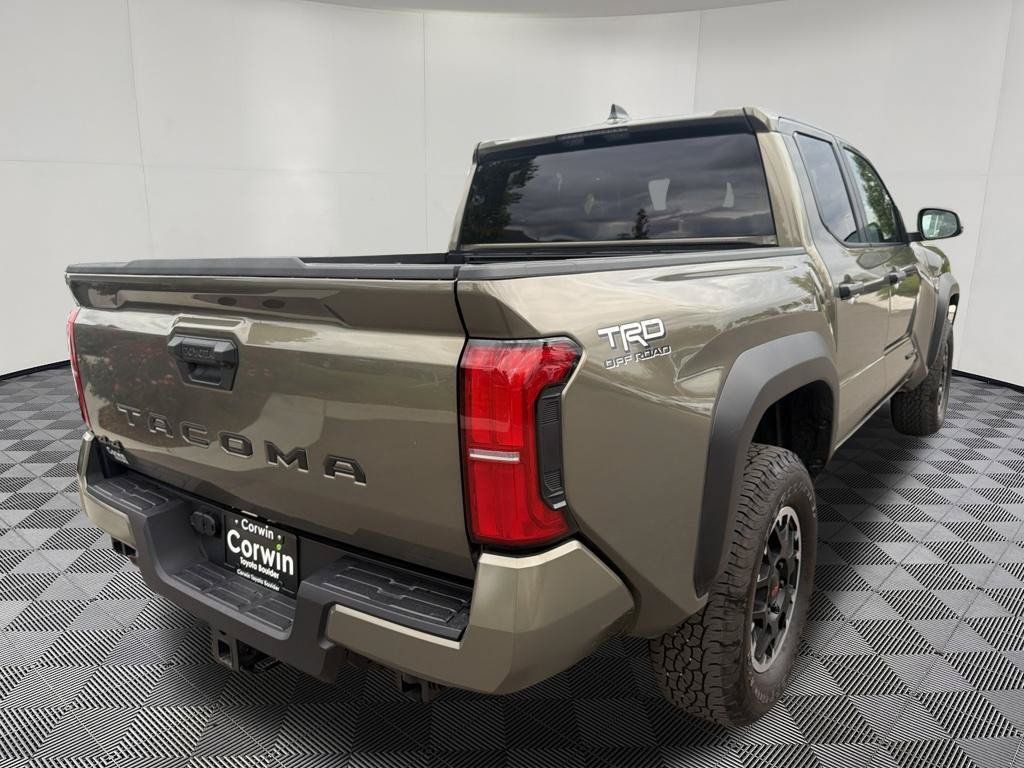 Used 2026 Toyota Tacoma TRD Off-Road AWD/4WD image 8