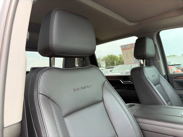 Used 2024 GMC Sierra 2500 Denali w/ Denali Reserve Package AWD/4WD image 58