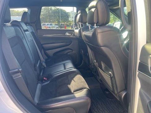 Used 2017 Jeep Grand Cherokee Trailhawk w/ Trailhawk Luxury Group AWD/4WD image 25