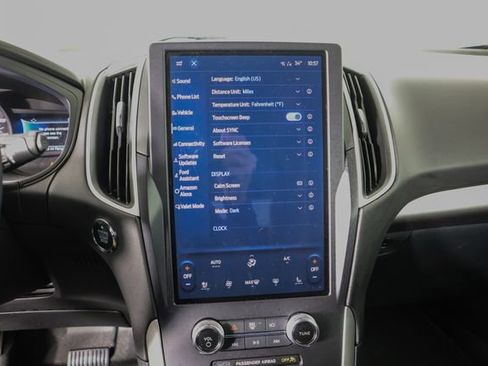 Used 2024 Ford Edge SEL w/ Convenience Package image 39