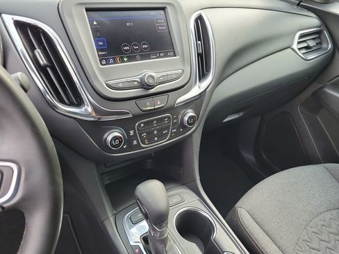 Certified 2024 Chevrolet Equinox LT AWD/4WD image 25