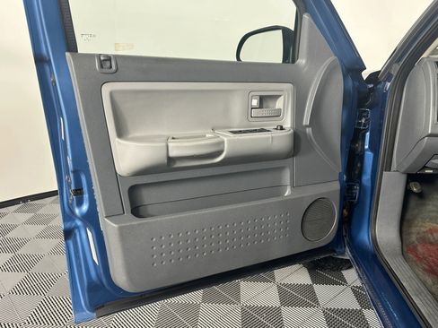 Used 2005 Dodge Dakota SLT image 24