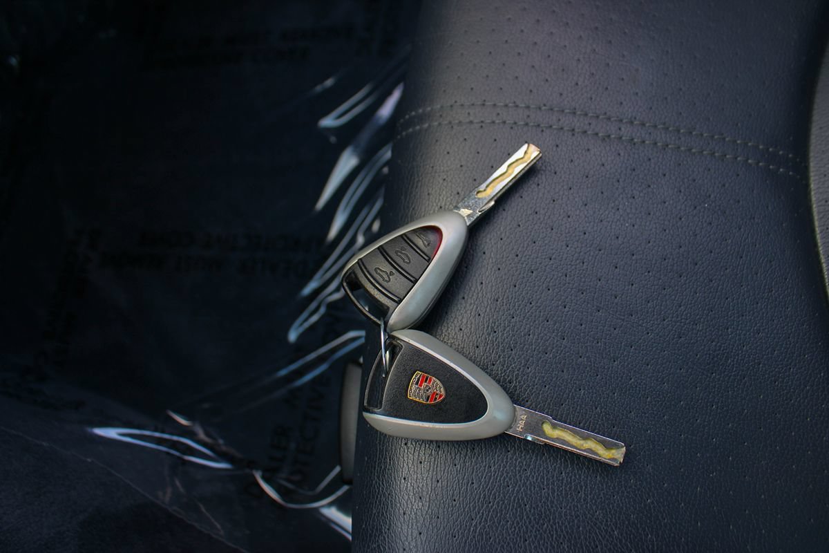 Used 2007 Porsche Cayman S RWD image 26