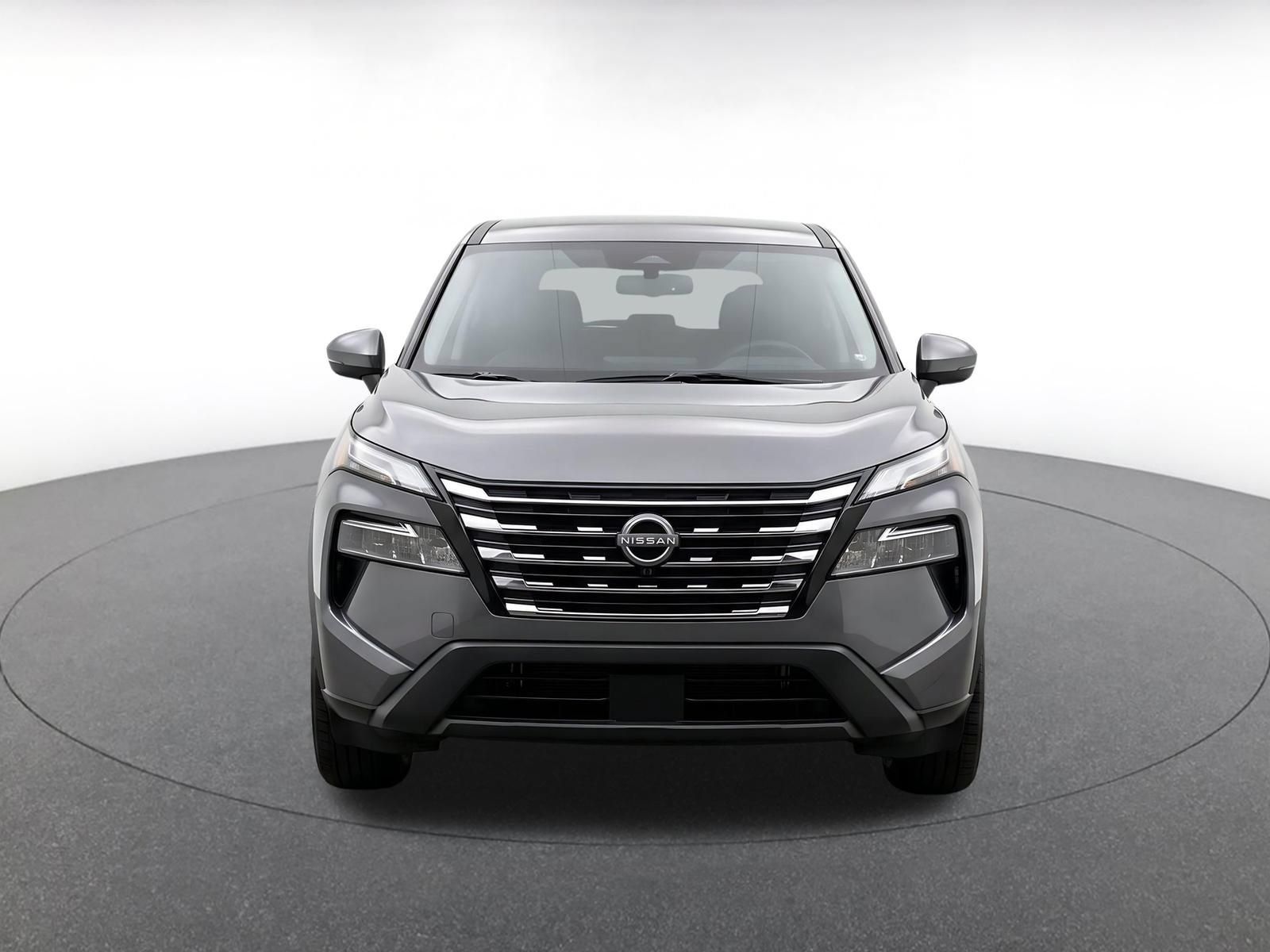 Used 2025 Nissan Rogue SV FWD image 2