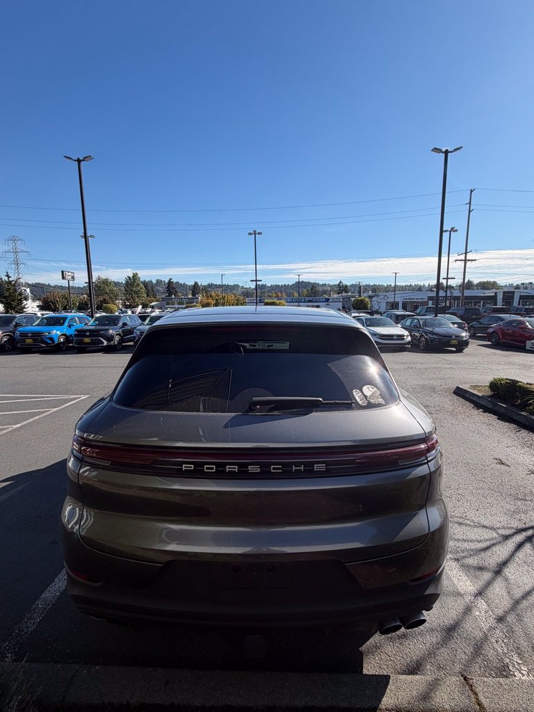 Used 2024 Porsche Cayenne S AWD/4WD image 6