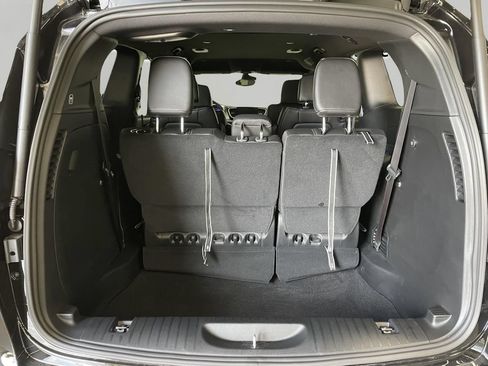 New 2027 Chrysler Pacifica Select FWD image 11