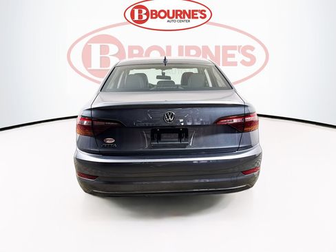 Used 2019 Volkswagen Jetta SE FWD image 8