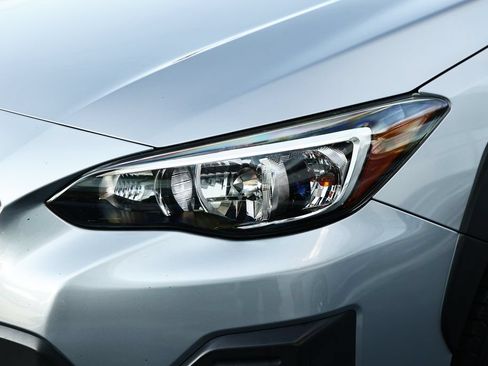 Used 2021 Subaru Crosstrek 2.5i Sport w/ Moonroof Package AWD/4WD image 12