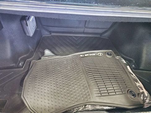 Used 2022 Lexus IS 350 F Sport AWD/4WD image 17