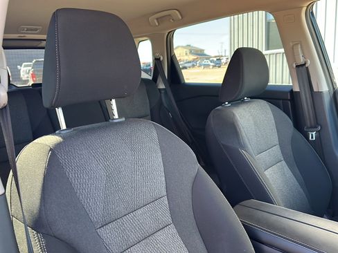 Certified 2025 Nissan Rogue SV image 24