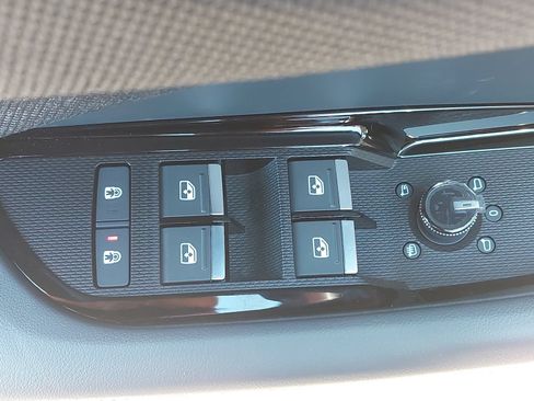 New 2026 Audi Q3 quattro 2.0T AWD/4WD image 31