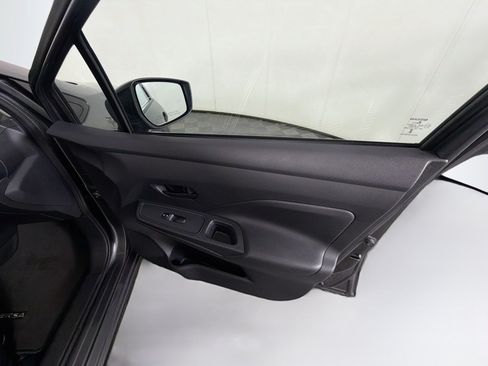 Used 2025 Nissan Versa S w/ Trunk Package FWD image 30