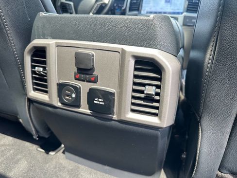 Used 2022 Ford F250 Lariat w/ Tremor Off-Road Package AWD/4WD image 38