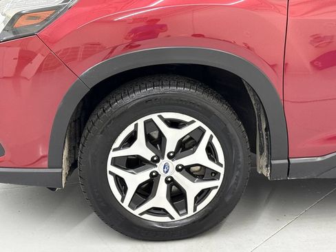 Certified 2023 Subaru Forester Premium AWD/4WD image 9