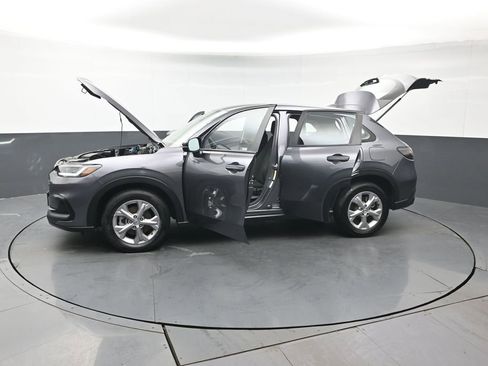 Certified 2024 Honda HR-V LX image 45