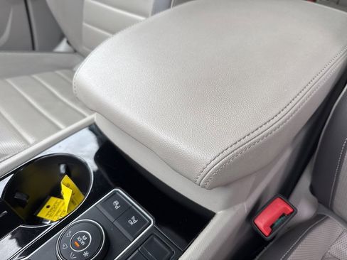 Used 2021 Volkswagen Atlas SEL Premium image 35