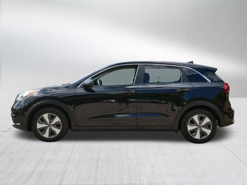 Used 2018 Kia Niro FE FWD image 4