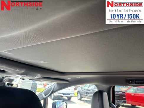 New 2026 Chrysler Pacifica Limited w/ Uconnect Theater Family Group image 14