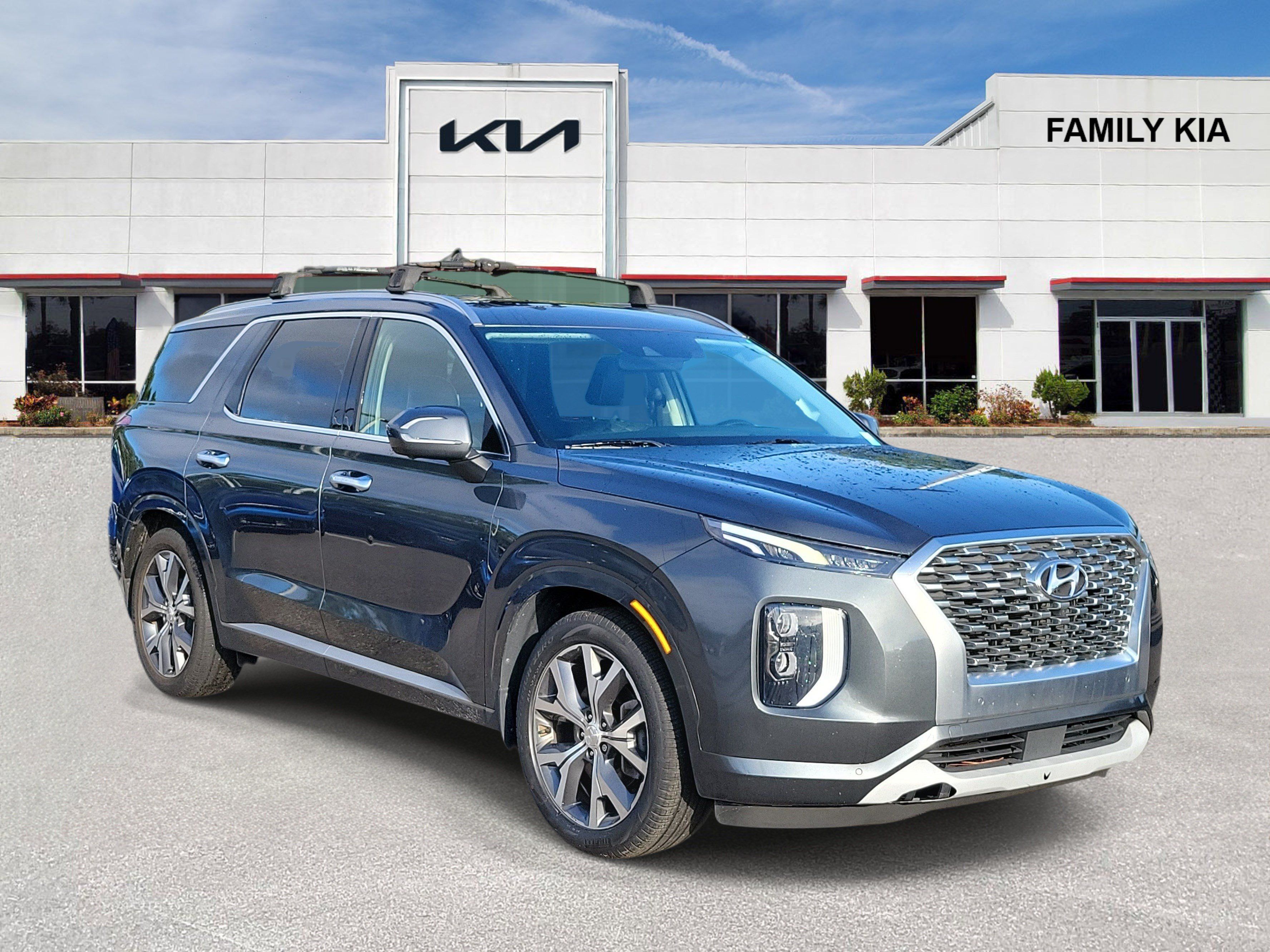 Used 2022 Hyundai Palisade Limited w/ Cargo Package FWD 360° Tour