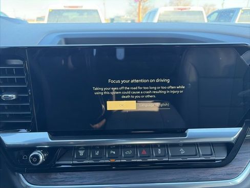 New 2026 GMC Sierra 2500 SLT w/ SLT Premium Package image 22