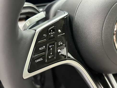 New 2026 Mercedes-Benz GLS 450 4MATIC image 31