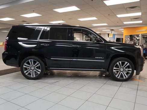 Used 2018 GMC Yukon Denali w/ Denali Ultimate Package image 16