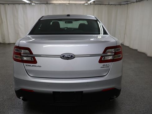 Used 2016 Ford Taurus SEL FWD image 5