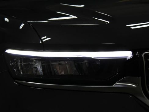 Used 2024 Jeep Grand Cherokee Summit image 13