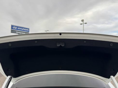 Used 2020 Hyundai Sonata Limited image 23